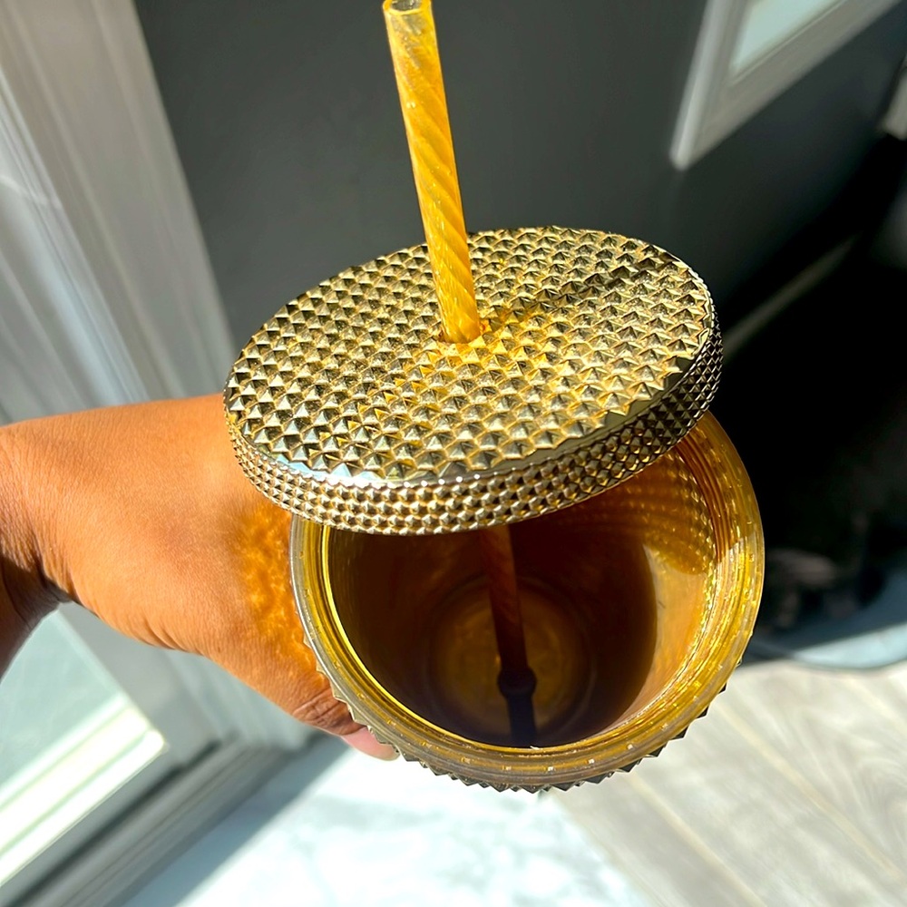 Starbucks mini gold cup with straw - Picture 2 of 2